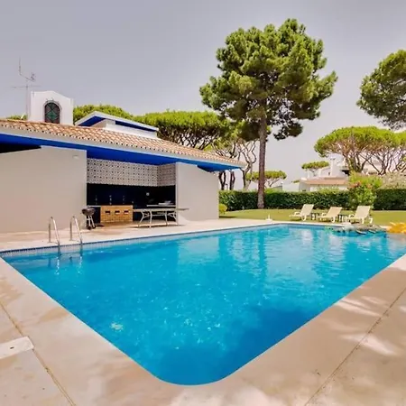 Alice Casa de Férias Quarteira