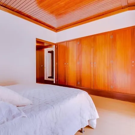 Alice Casa de Férias